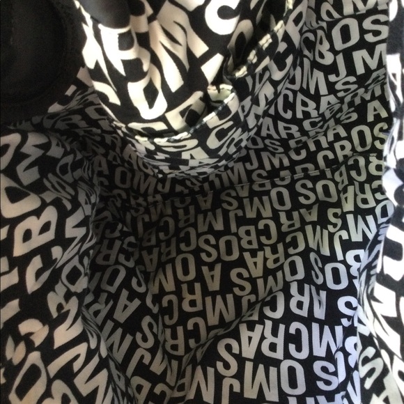 MARC BY MARC JACOBS ‘Pretty Nylon - Tate Tote’ Lrg - Picture 6 of 9